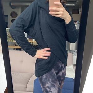 Lululemon Cocoon Wrap Around Jacket